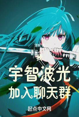 女店员用彩纸把礼品包好翻译