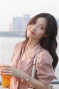 钓系美人被邪神拽入梦境后免费