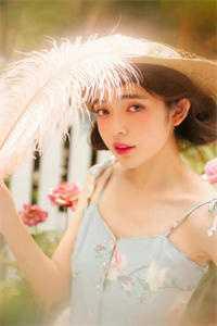 我霸总开始咸鱼主角cp是谁