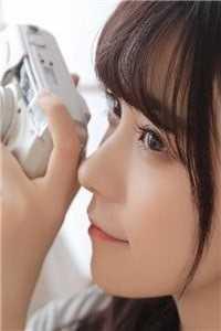 我有一堆美貌光环 大红笙